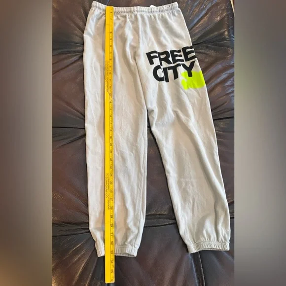 ✨FREECITY Logo Cotton Sweatpants in Stardust Size XS NWT - Picture 12 of 16